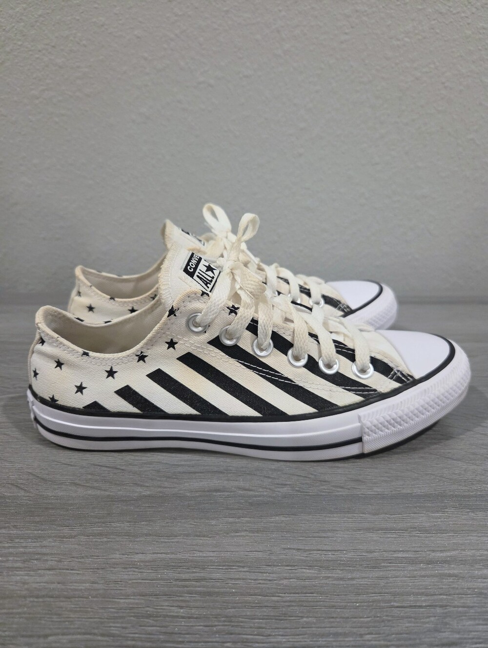 Converse Chuck Taylor All Star Zebra Stars Low Top 7.5